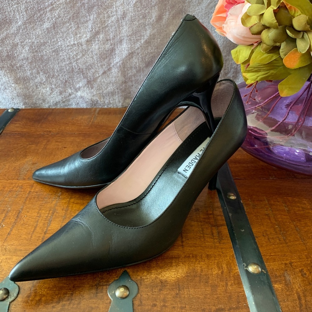 Steve Madden pumps